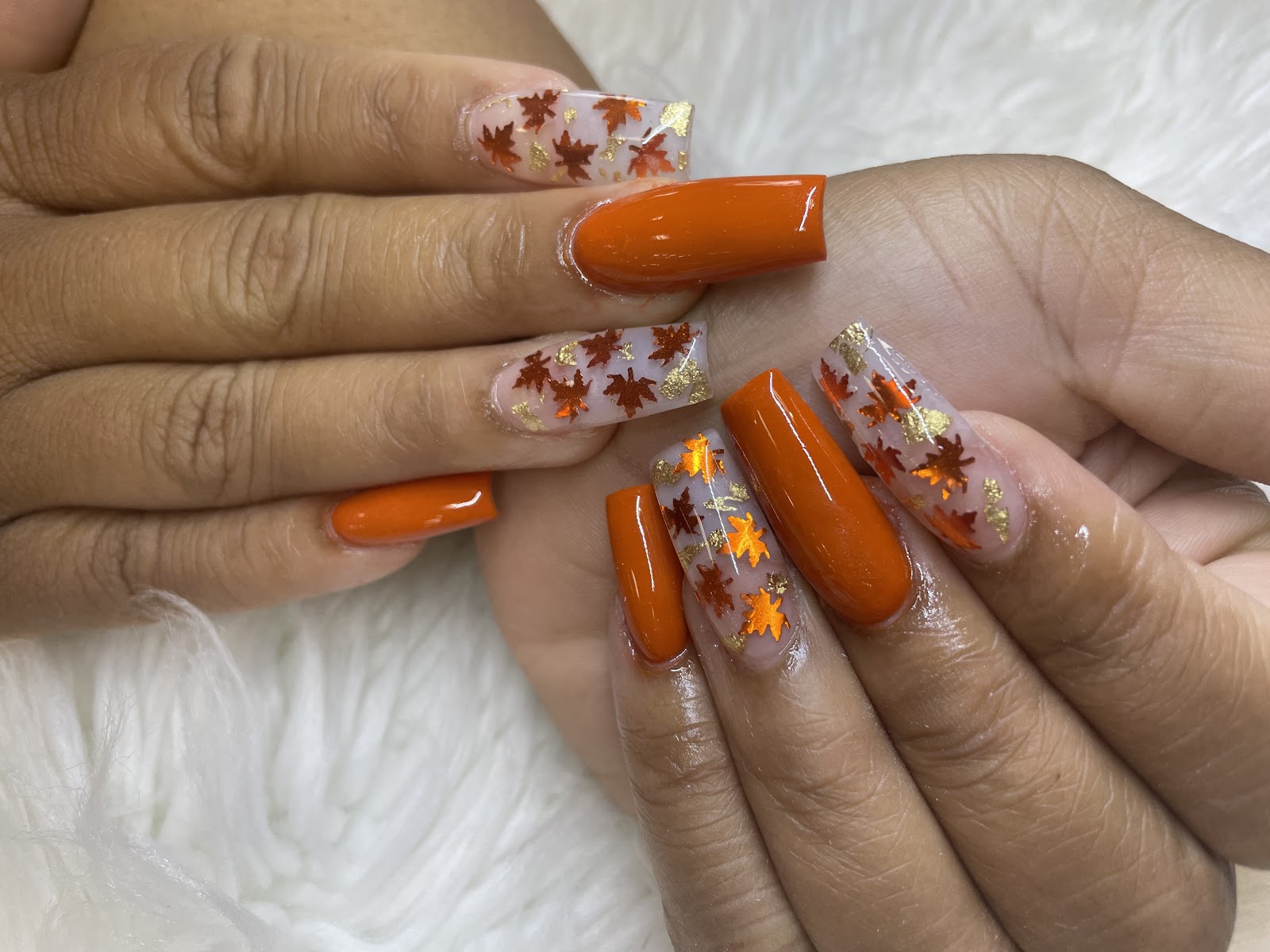 Liberte Nails logo
